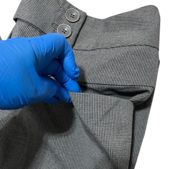 Lane Bryant Cross Hatch Suit Capris Pants White/Gray Pin Stripe Size 18 - Picture 7 of 11